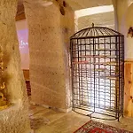 Petra Cappadocia Luxury Hotell 4*