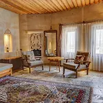 Petra Cappadocia Luxury Hotell